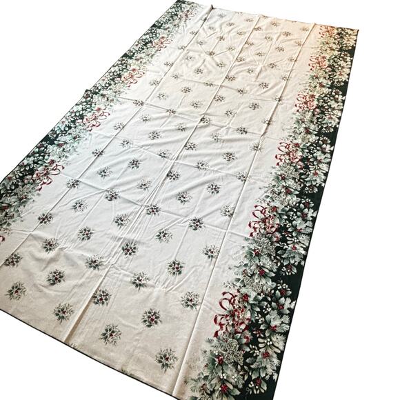 Christmas tablecloth long rectangle creamy white & green holly border print - Picture 9 of 9